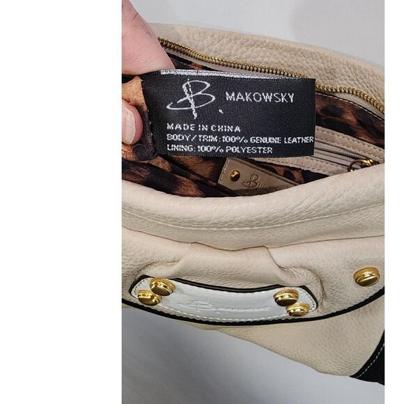 B. Makowsky Beige & Black Leather Crossbody Bag Purse - Picture 9 of 10